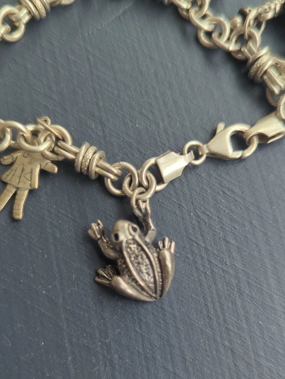 1970s Vintage Sterling Silver Charm Bracelet - Picture 3 of 7